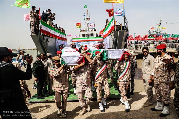 ورود پیکر ۱۳۵ شهید دوران دفاع مقدس از مرز آبی اروند 15