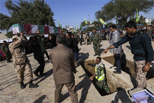 تشییع و تدفین پیکرهای مطهر ۲ شهید گمنام دفاع مقدس در خوزستان 5