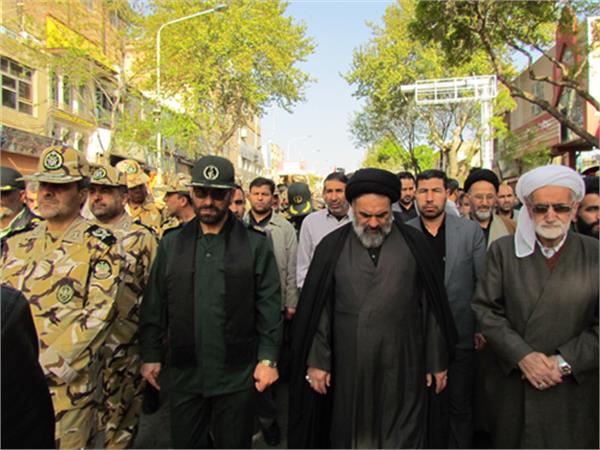 تشییع و خاکسپاری در دانشگاه آزاد کردستان