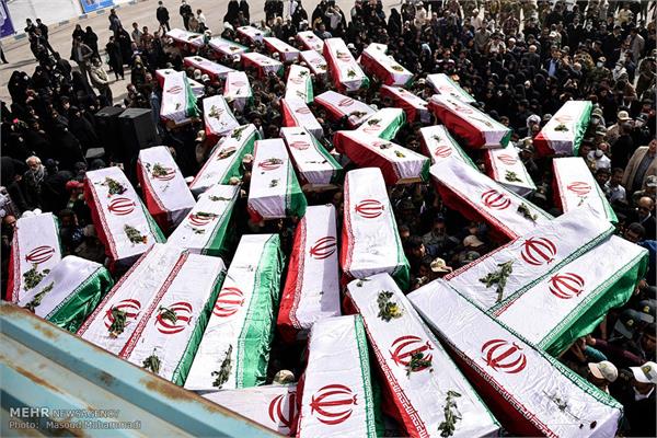 بازگشت پیکرهای ۶۸ شهید دوران دفاع مقدس به کشور 30