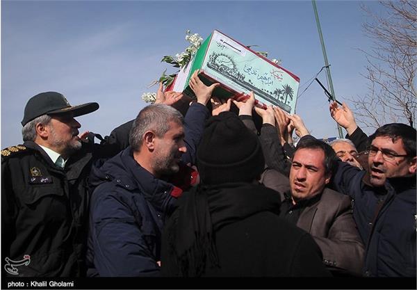 تشییع پیکر شهدای گمنام در تبریز 9