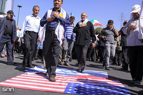 تشییع و خاکسپاری شهدای گمنام بوستان نهج البلاغه تهران-12/7/89