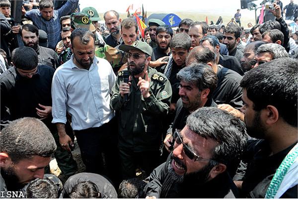 تشییع و خاکسپاری شهدای گمنام تیپ آل محمد صل الله علیه و آله تهران