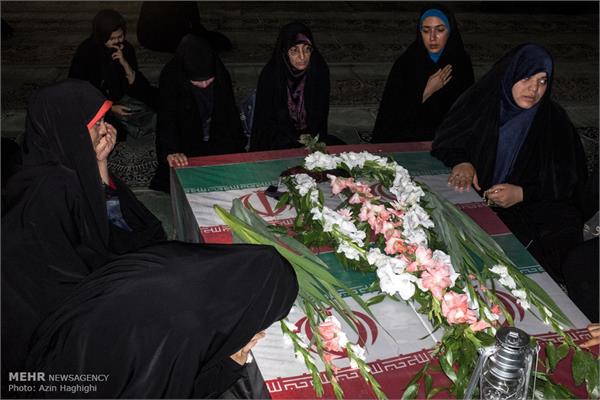 مراسم وداع با شهدای غواص و خط شکن در دانشگاه تهران 6