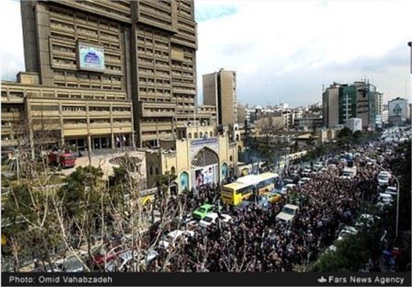 تشییع پیکر 3 شهید گمنام در تهران