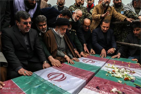 تشیع دو شهید گمنام سال های دفاع مقدس در شریفیه قزوین 12