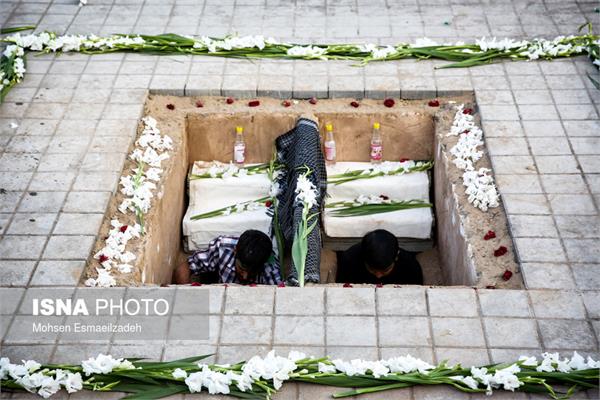 تشییع دو شهید گمنام در پارک نیلوفرآبی مشهد 16