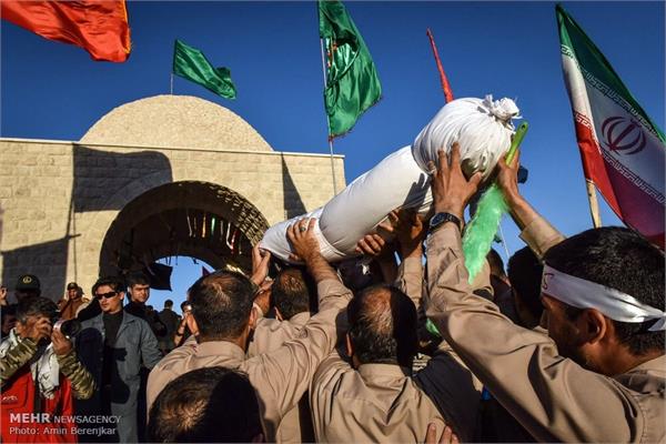 تشییع پیکر شهید گمنام در پارک کوهستانی دراک شیراز 22