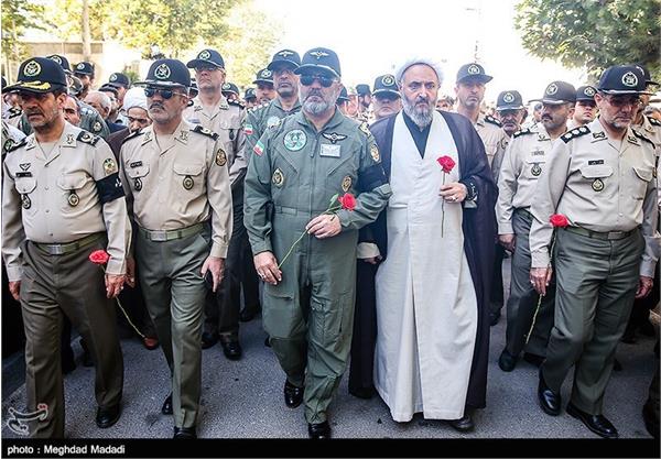 مراسم تشییع پیکر شهید گمنام در ستاد هوانیروز 1