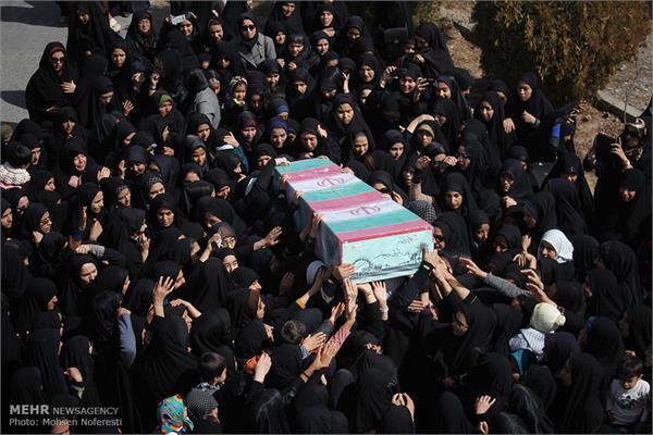 تشییع پیکر چهار شهید گمنام در بیرجند 13