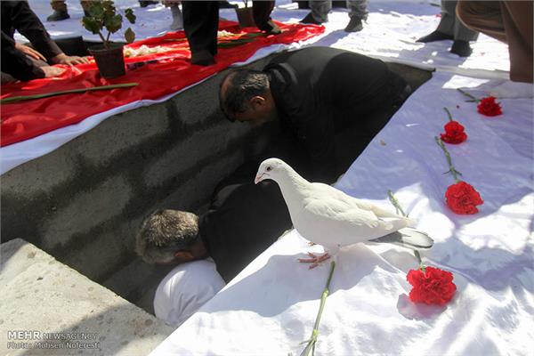 مراسم تشییع شهدای گمنام در سالروز شهادت حضرت زهرا(س) در بیرجند 19