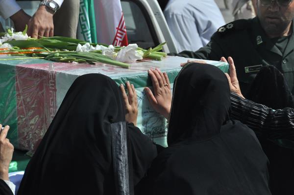 توسل به شهدای گمنام