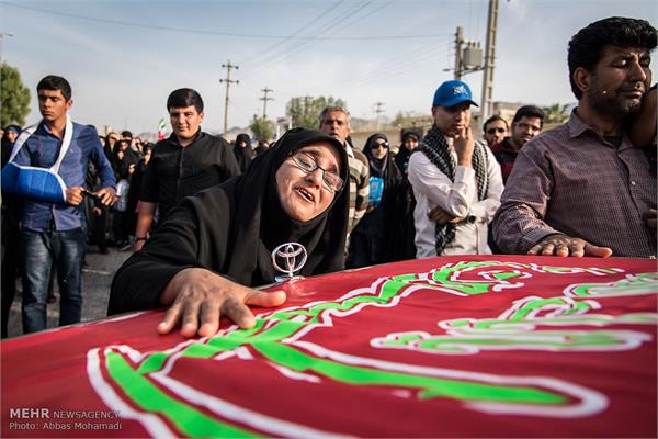 مراسم تشییع و تدفین دو شهید گمنام در لامرد 2