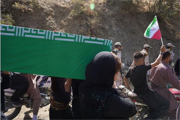 استقبال از 32 شهید دفاع مقدس در روستای دوله‌تو و سردشت 20