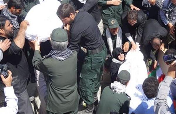 تشییع و خاکسپاری شهدای گمنام در اهرم تنگستان