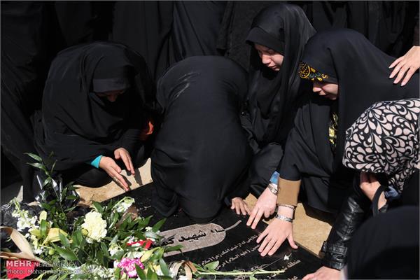 مراسم تشییع پیکر ۲ شهید گمنام در پایگاه هوایی شهید لشگری 31