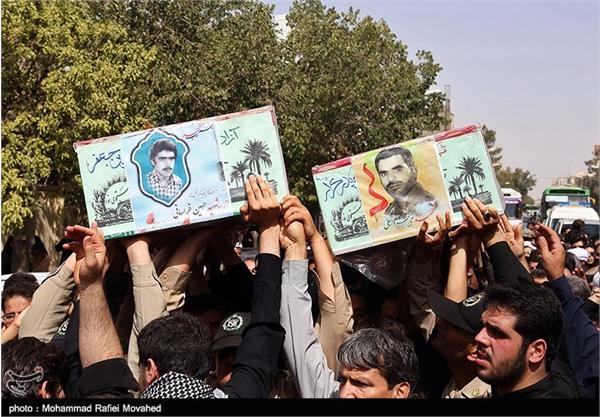 تشییع پیکر ۶ شهید گمنام و ۲ شهید مدافع حرم - قم 10