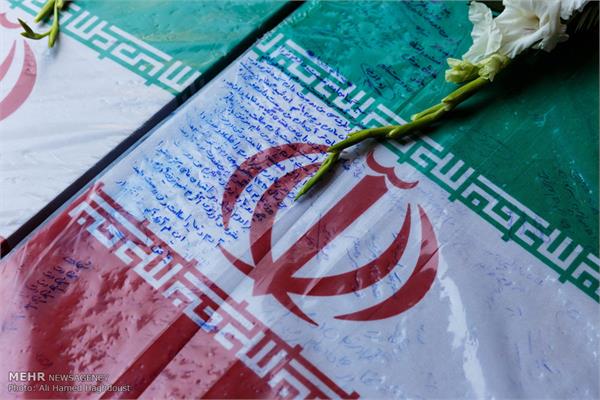 مراسم تشییع پیکر چهار شهید گمنام دفاع مقدس در تبریز 18