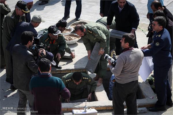 مراسم تشییع پیکر ۲ شهید گمنام در پایگاه هوایی شهید لشگری 25