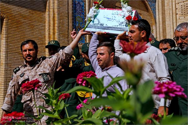 تشییع پیکر شهید گمنام در ستاد یگان صابرین سپاه 2