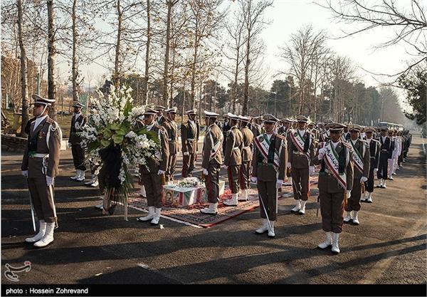 تشییع پیکر ۶ تن از شهدای تازه شناسایی شده نیروی زمینی ارتش 7