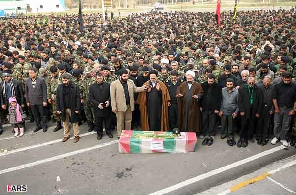 تشییع پیکر شهید گمنام در یگان‌ ویژه پاسداران ناجا