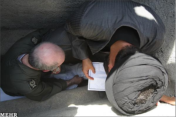 تشییع و خاکسپاری شهدای گمنام شهرک شهید شجاعی تهران_12/7/89