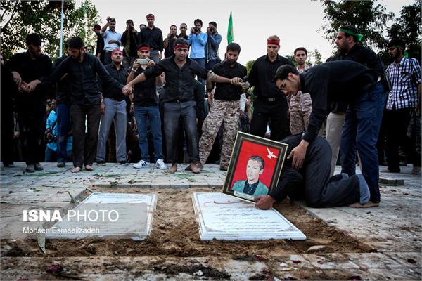 تشییع دو شهید گمنام در پارک نیلوفرآبی مشهد 21