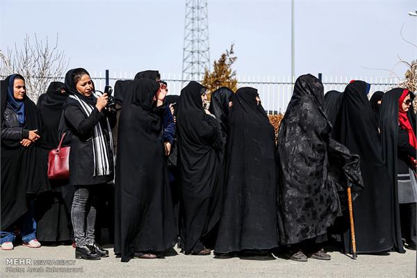 مراسم تشییع و خاکسپاری دو شهید گمنام در خمین 2