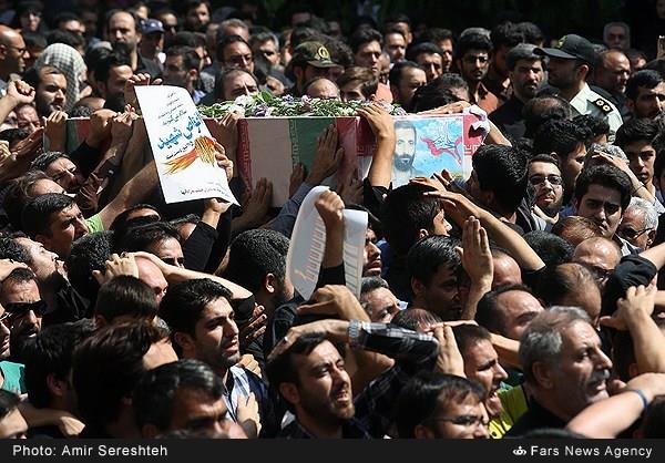 تشییع پیکر مطهر شهید غواص سیدجلیل میری‌ورکی 2