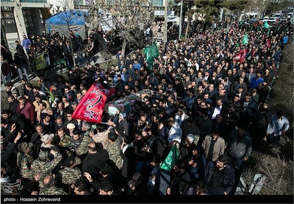 تشییع پیکر دو شهید گمنام در دانشگاه علوم پزشکی بقیه الله 21