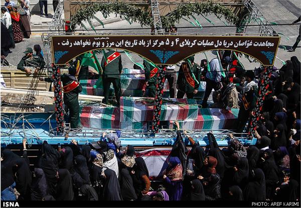 تشییع پیکر سیزده شهید غواص در ترکمن صحرا(گلستان) 18