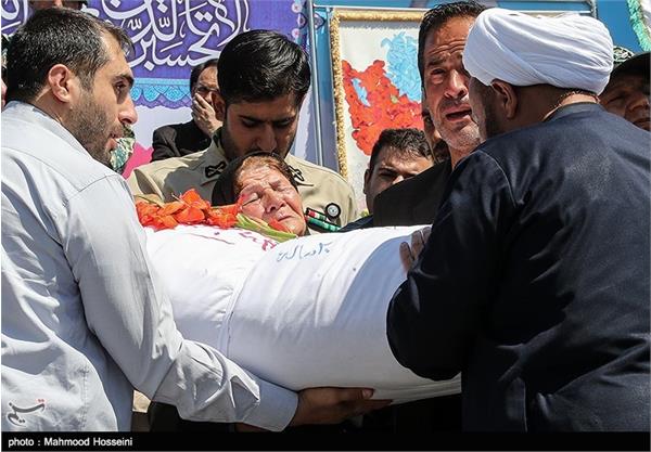 تشییع و تدفین پیکر شهید گمنام در ستاد دژبان کل ارتش 11