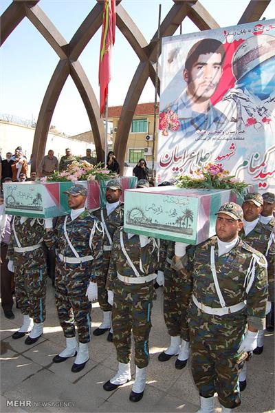 تشییع پیکر شهید رضا علی اعرابیان درسمنان 5