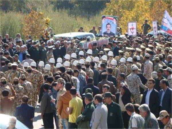 تشییع پیکر مطهر سرلشکر خلبان شهید خالد حیدری در مهاباد