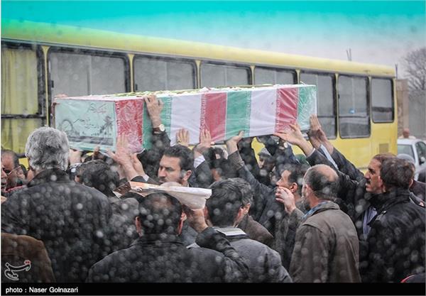 تشییع پیکر دو شهید گمنام در ایلام 16