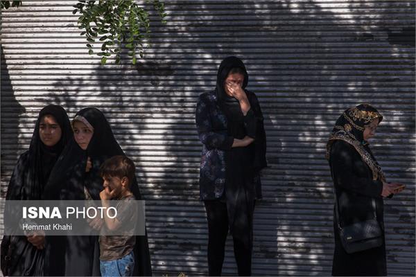 تشییع پیکر دو شهید گمنام در بوستان شقایق - خانی‌آباد تهران 5