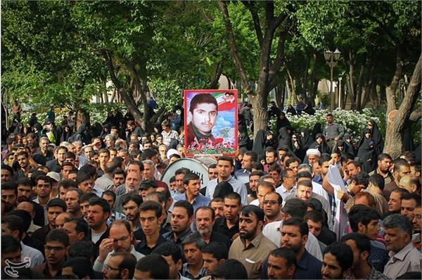 تشییع و خاکسپاری 5 شهید گمنام در استان اصفهان 4