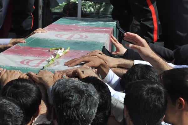 توسل به شهدای گمنام