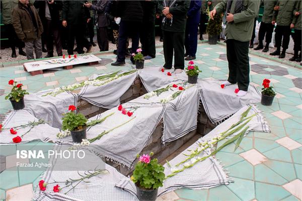 تشییع پیکر شهدای دفاع مقدس در کشور 33