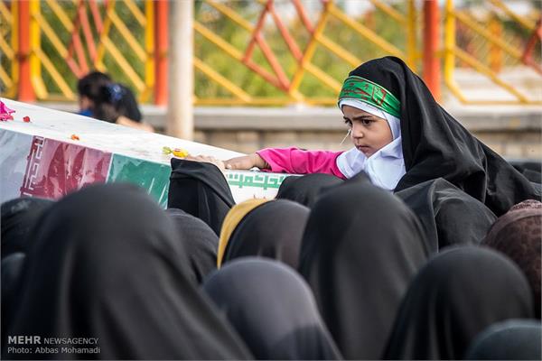 مراسم تشییع و تدفین دو شهید گمنام در لامرد 15