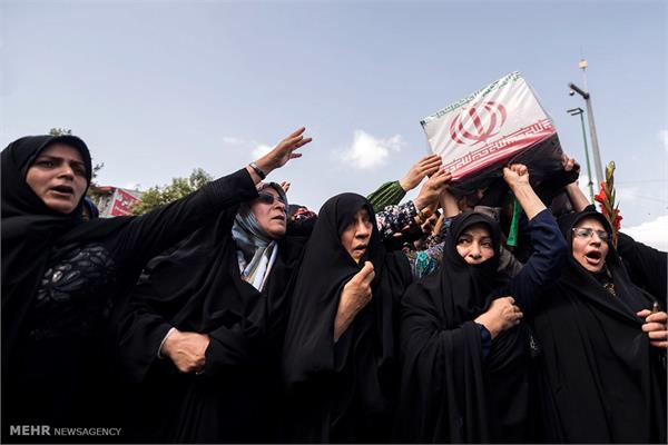 تشییع پیکر دو شهید گمنام در رشت 8