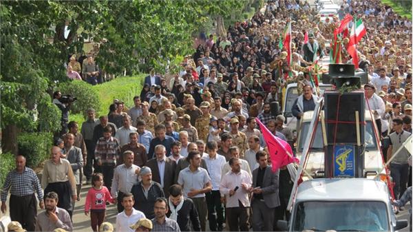 تشییع شهدای دوران دفاع مقدس در سقز 9