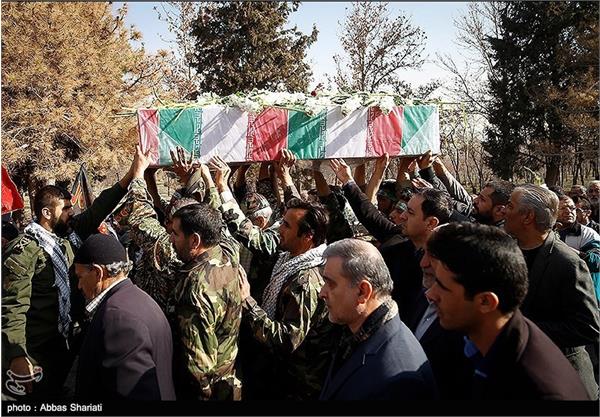 تشییع پیکر شهید گمنام ۱۸ساله - البرز 16