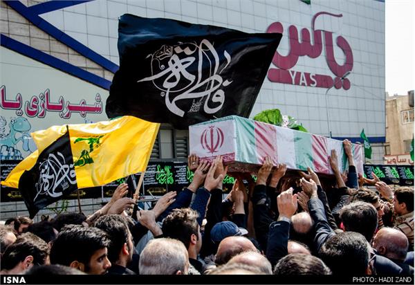 اجتماع عزاداران فاطمی و تشییع شهید گمنام در میدان هفت‌تیر