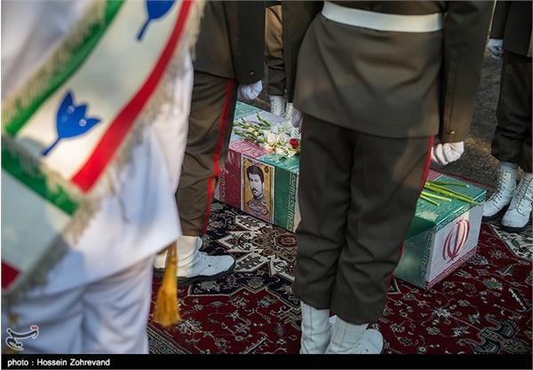 تشییع پیکر ۶ تن از شهدای تازه شناسایی شده نیروی زمینی ارتش 17