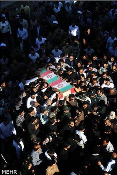 تشییع و تدفین شهدای گمنام در بندر عباس