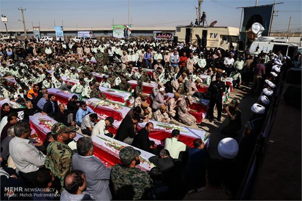 استقبال از پیکرهای 119 شهید تازه تفحص شده در شلمچه 16