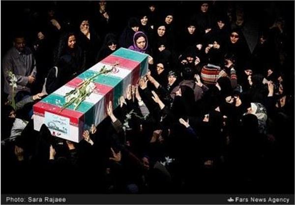 تشییع پیکر 3 شهید گمنام در تهران