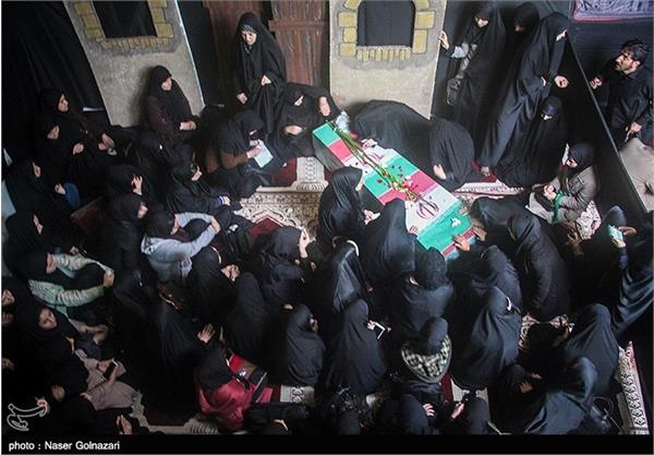 تشییع پیکر دو شهید گمنام در ایلام 6